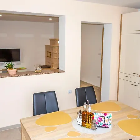 Apartma Tobi Apartment